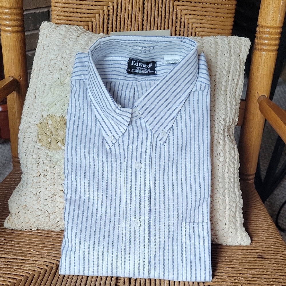 Edwards blue/white short sleeve dress shirt, size 17